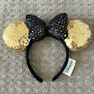 Disneyland Paris Black and Gold Sequins Minnie Mouse Headband Ears